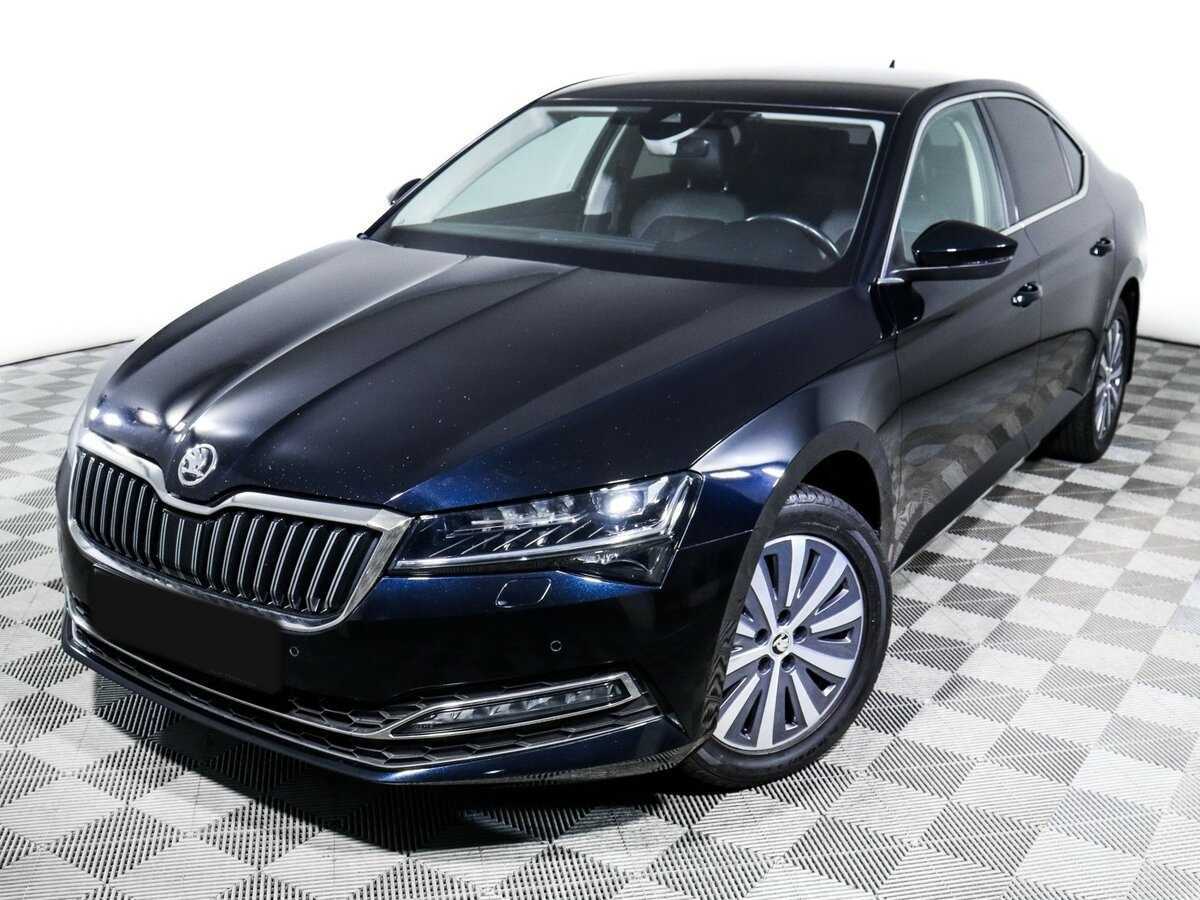 Skoda Superb с пробегом — 2021 год. Фото: #12