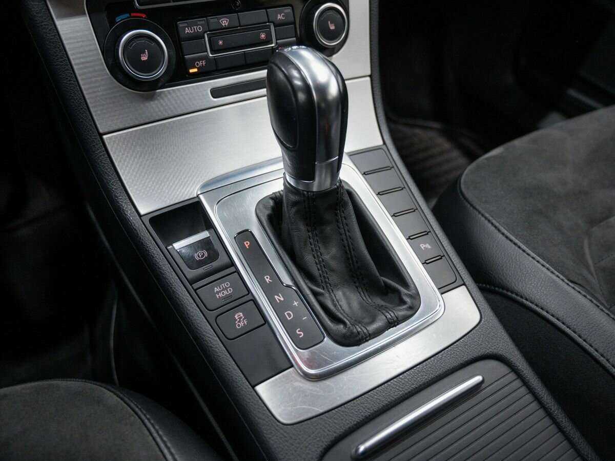 Volkswagen Passat с пробегом — 2011 год. Фото: #19