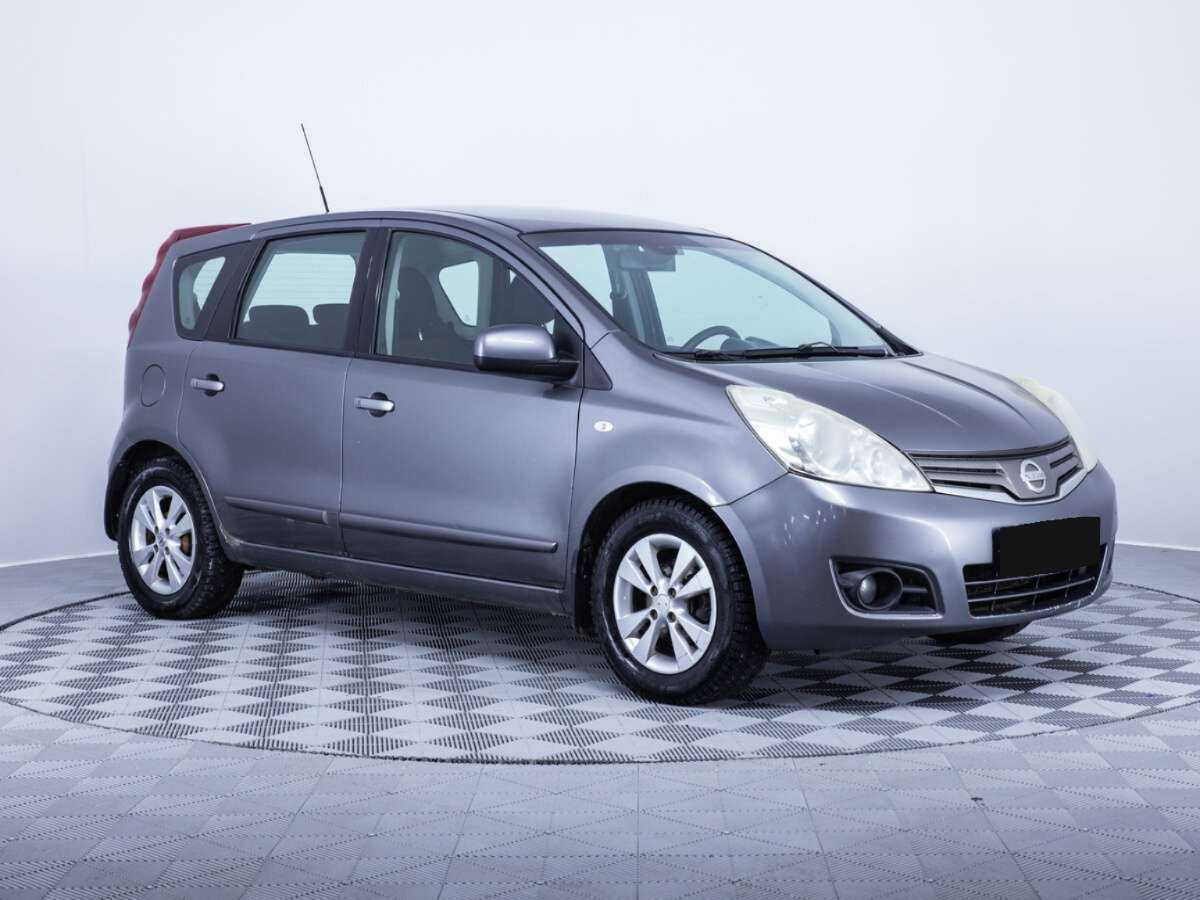 Nissan Note с пробегом — 2011 год. Фото: #2