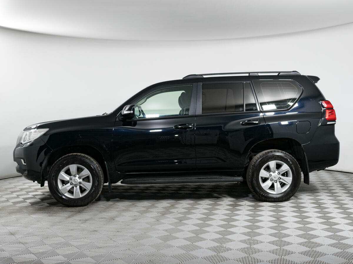 Toyota Land Cruiser Prado с пробегом — 2018 год. Фото: #4