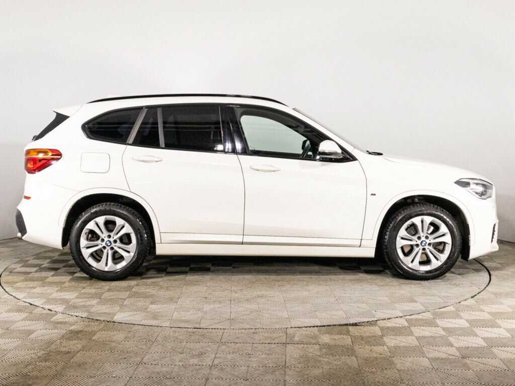 BMW X1 с пробегом — 2019 год. Фото: #3