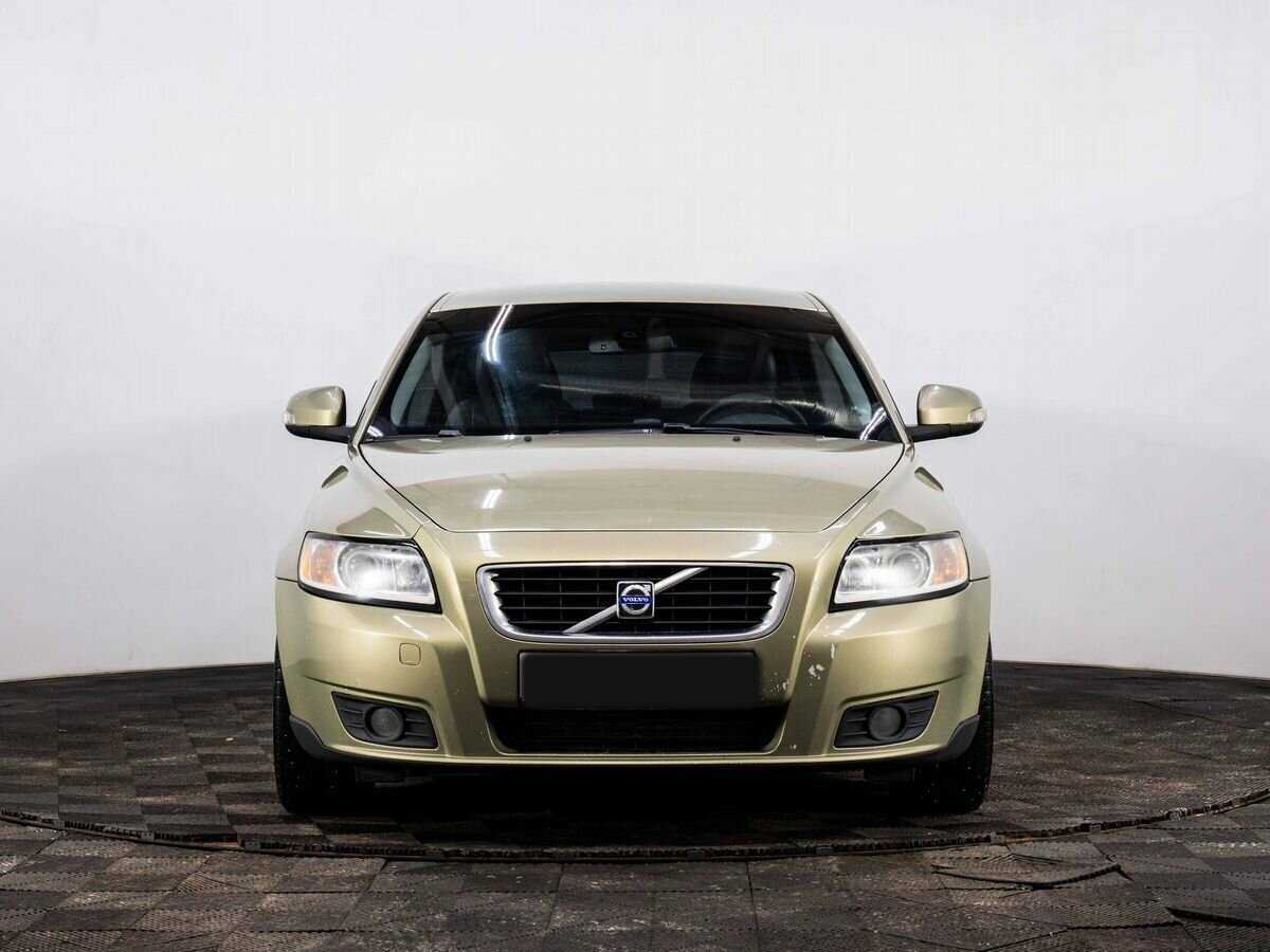 Volvo V50 с пробегом — 2009 год. Фото: #1