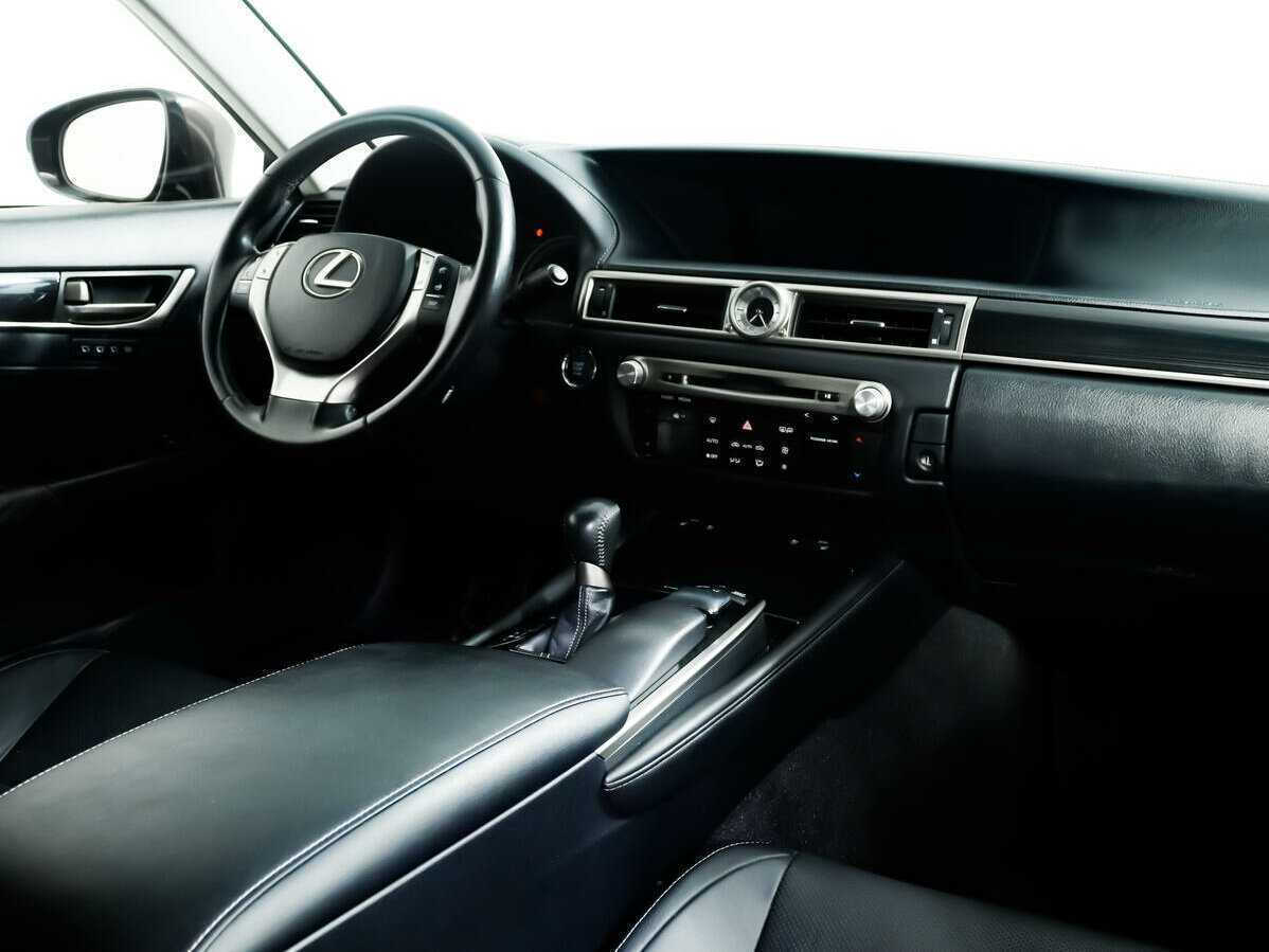 Lexus GS с пробегом — 2014 год. Фото: #6