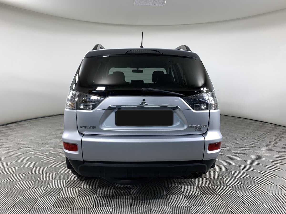 Mitsubishi Outlander с пробегом — 2012 год. Фото: #5