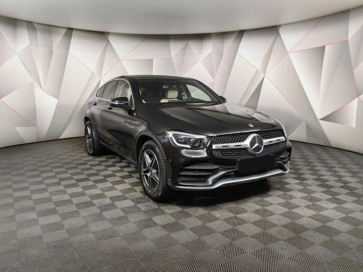 Mercedes-Benz GLC Coupe с пробегом — 2020 год. Фото: #2