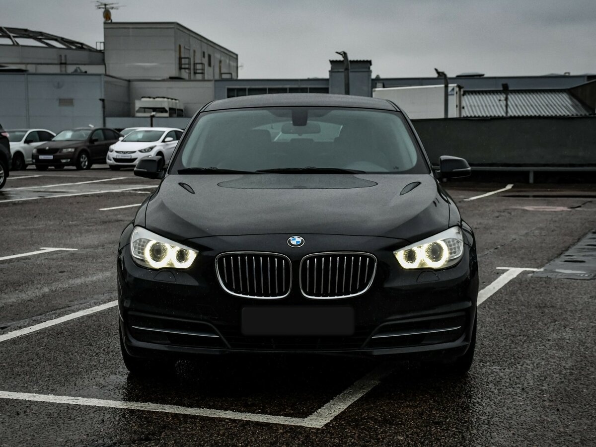 BMW 5 серии с пробегом — 2014 год. Фото: #1