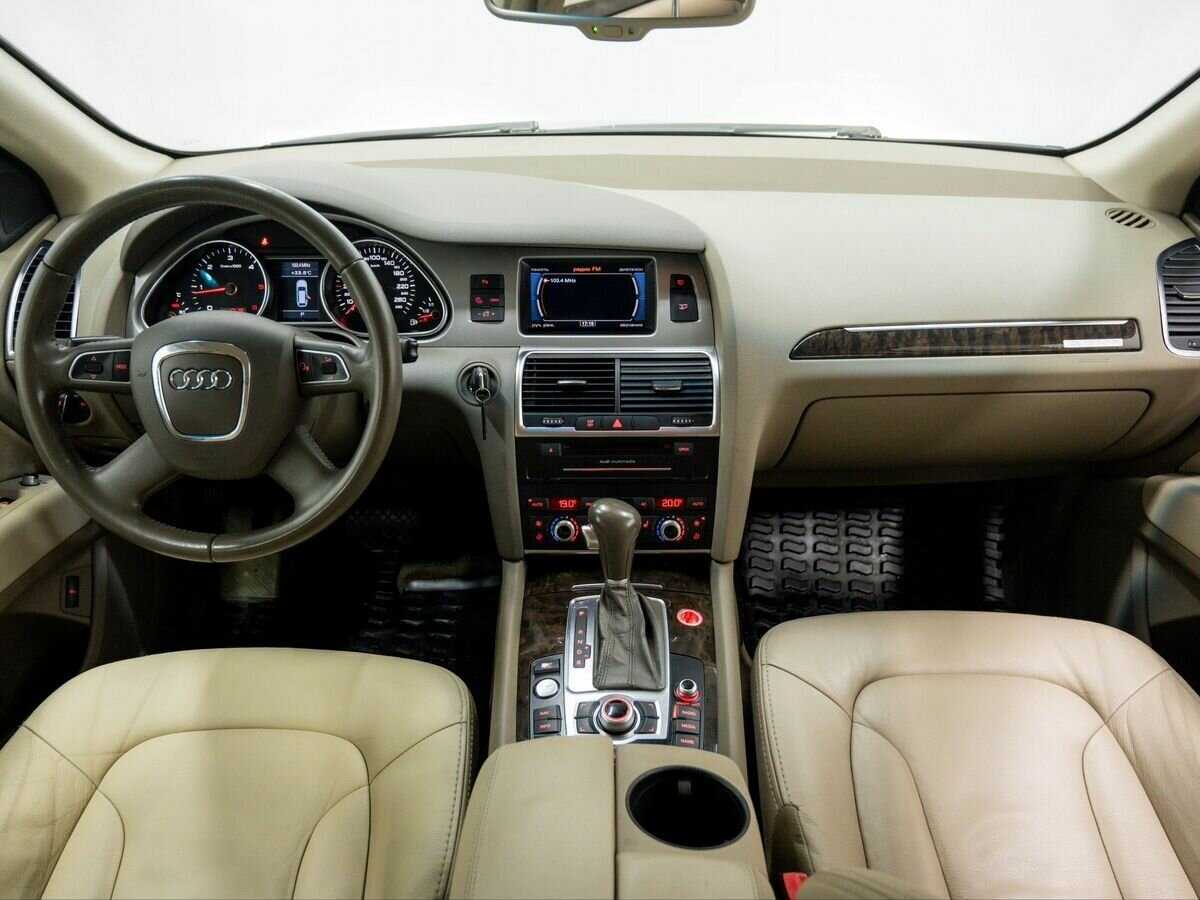 Audi Q7 с пробегом — 2010 год. Фото: #9