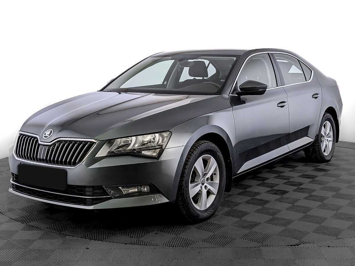 Skoda Superb с пробегом — 2018 год. Фото: #0