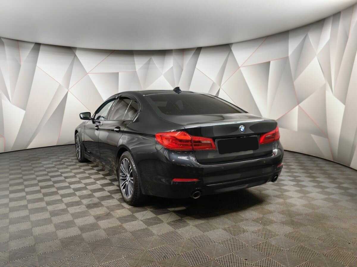 BMW 5 серии с пробегом — 2017 год. Фото: #3