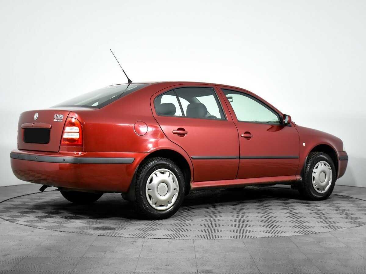 Skoda Octavia с пробегом — 2006 год. Фото: #4