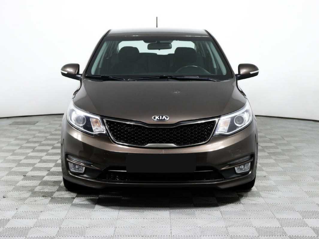 Kia Rio с пробегом — 2015 год. Фото: #1