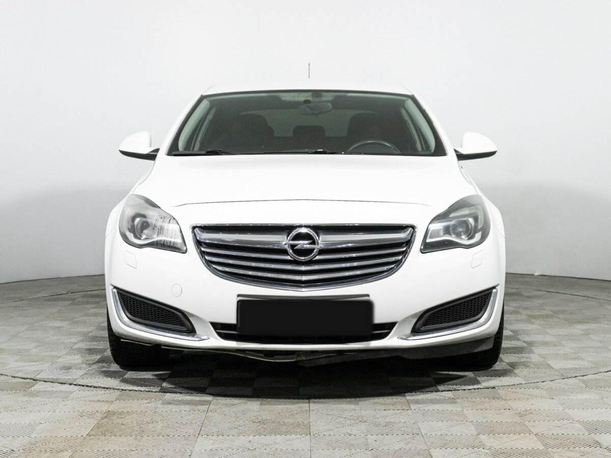 Opel Insignia с пробегом — 2014 год. Фото: #1