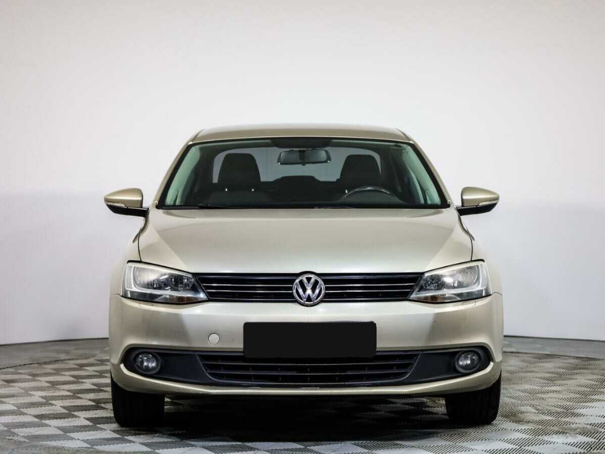 Volkswagen Jetta с пробегом — 2012 год. Посмотреть фото