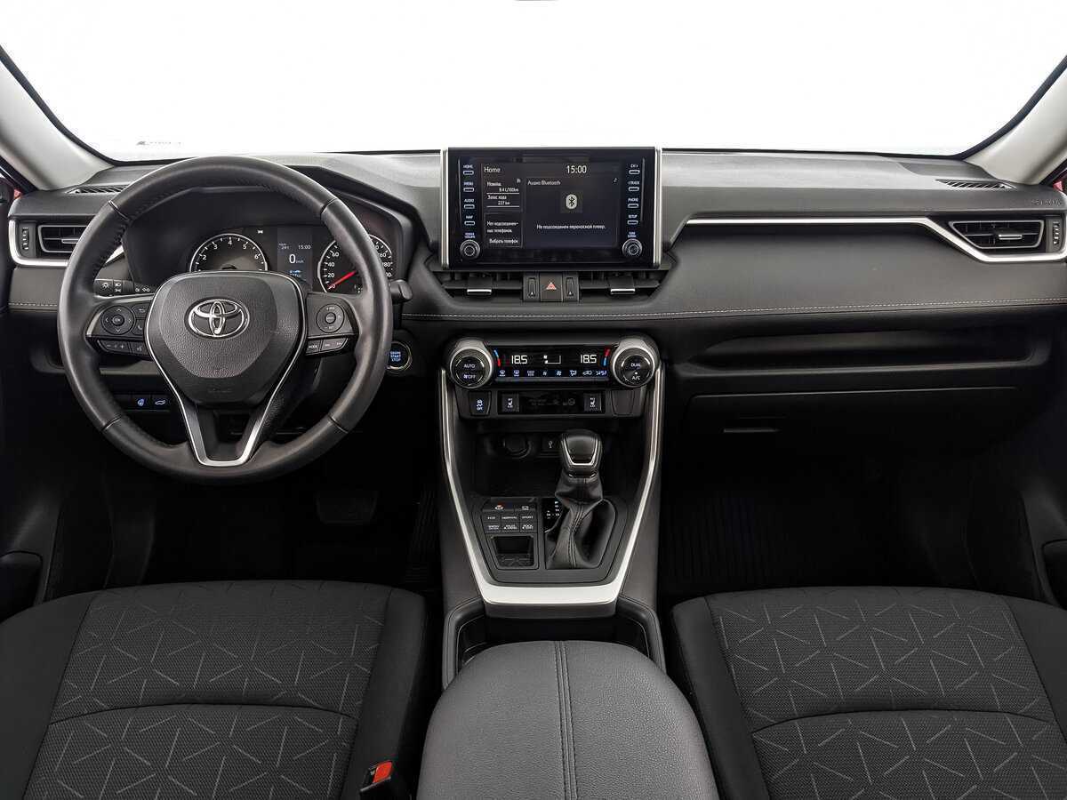 Toyota RAV4 с пробегом — 2021 год. Фото: #9