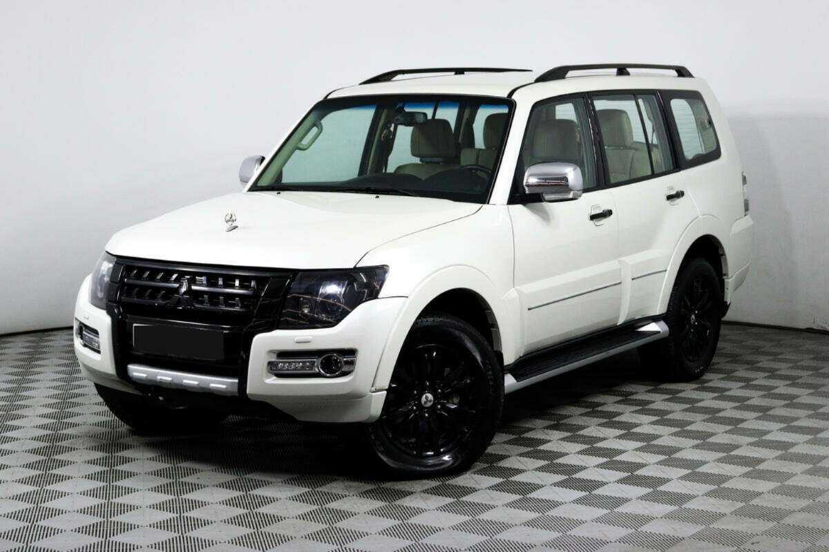Mitsubishi Pajero с пробегом — 2019 год. Посмотреть фото