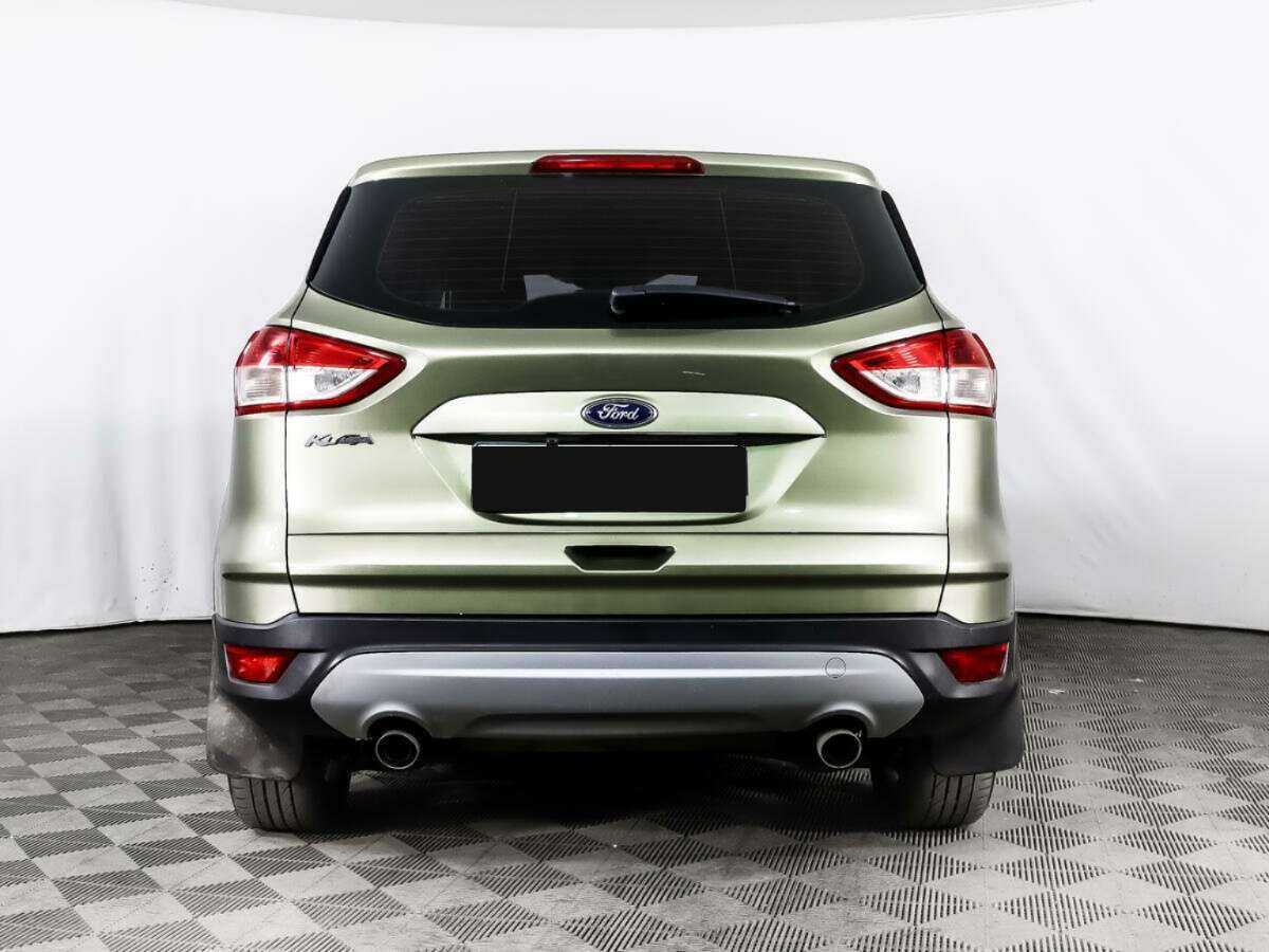 Ford Kuga с пробегом — 2014 год. Фото: #4