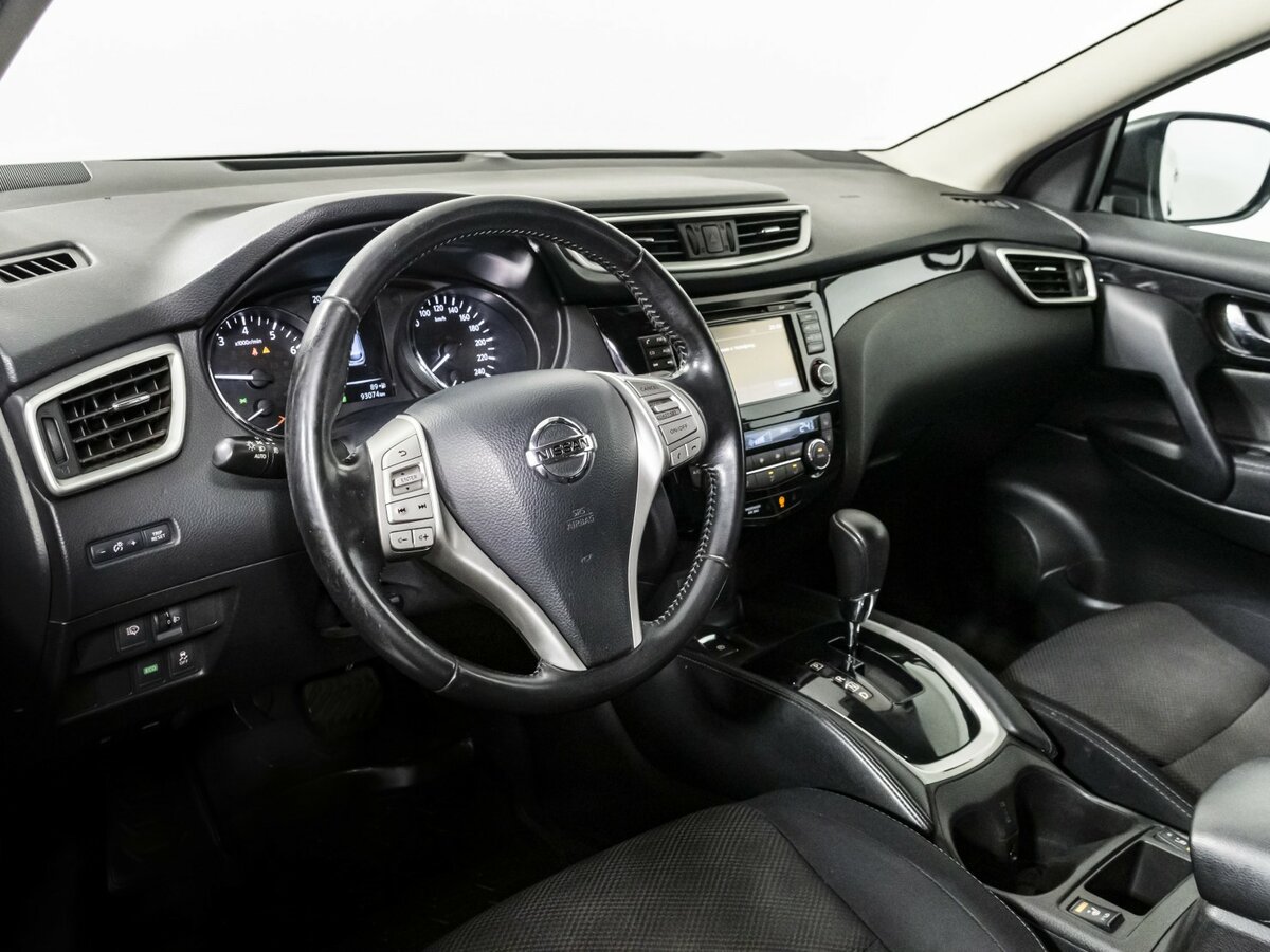 Nissan Qashqai с пробегом — 2015 год. Фото: #8