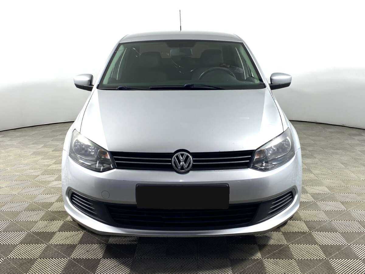 Volkswagen Polo с пробегом — 2012 год. Фото: #1