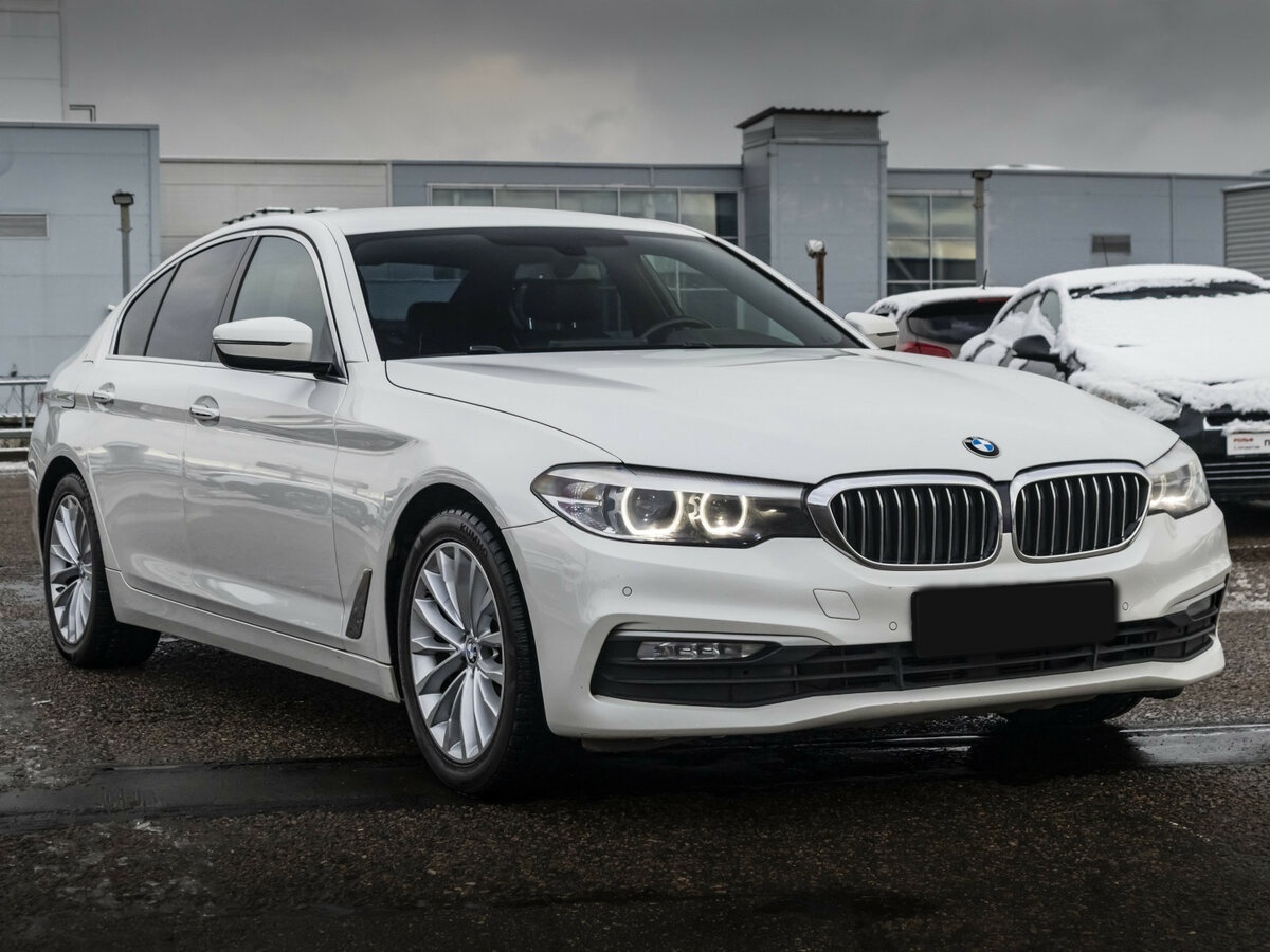 BMW 5 серии с пробегом — 2017 год. Фото: #2