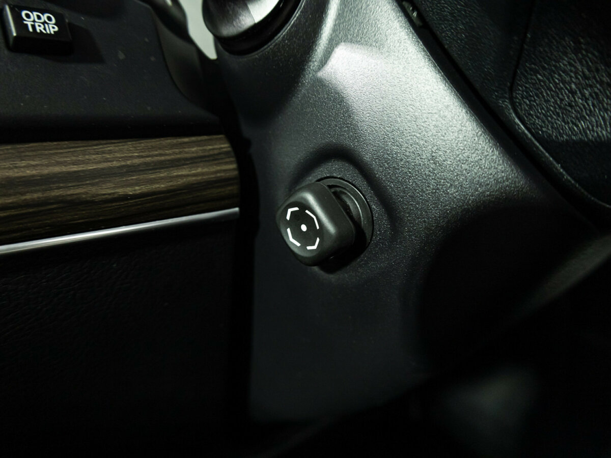 Toyota Land Cruiser Prado с пробегом — 2019 год. Фото: #12