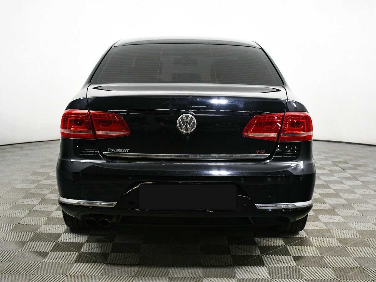 Volkswagen Passat с пробегом — 2013 год. Фото: #5