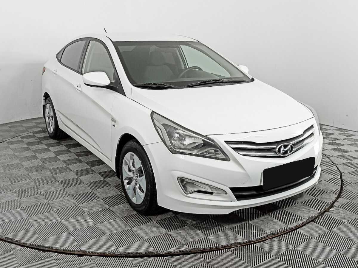 Hyundai Solaris с пробегом — 2016 год. Фото: #2