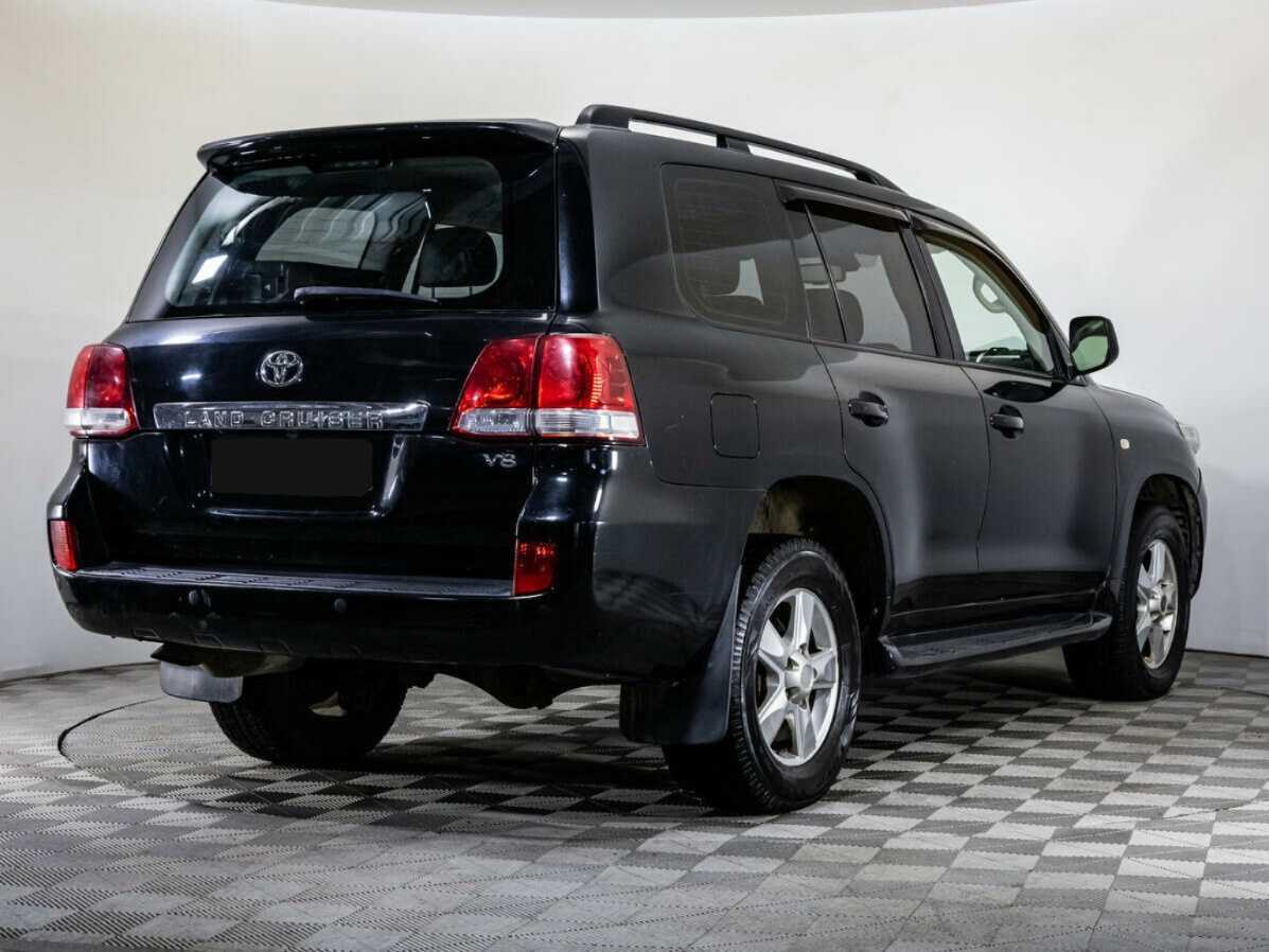 Toyota Land Cruiser с пробегом — 2008 год. Фото: #3