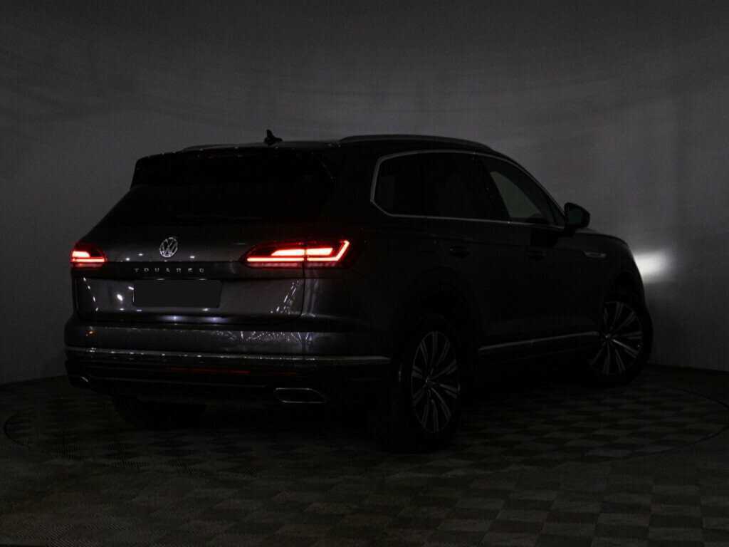 Volkswagen Touareg с пробегом — 2020 год. Фото: #29