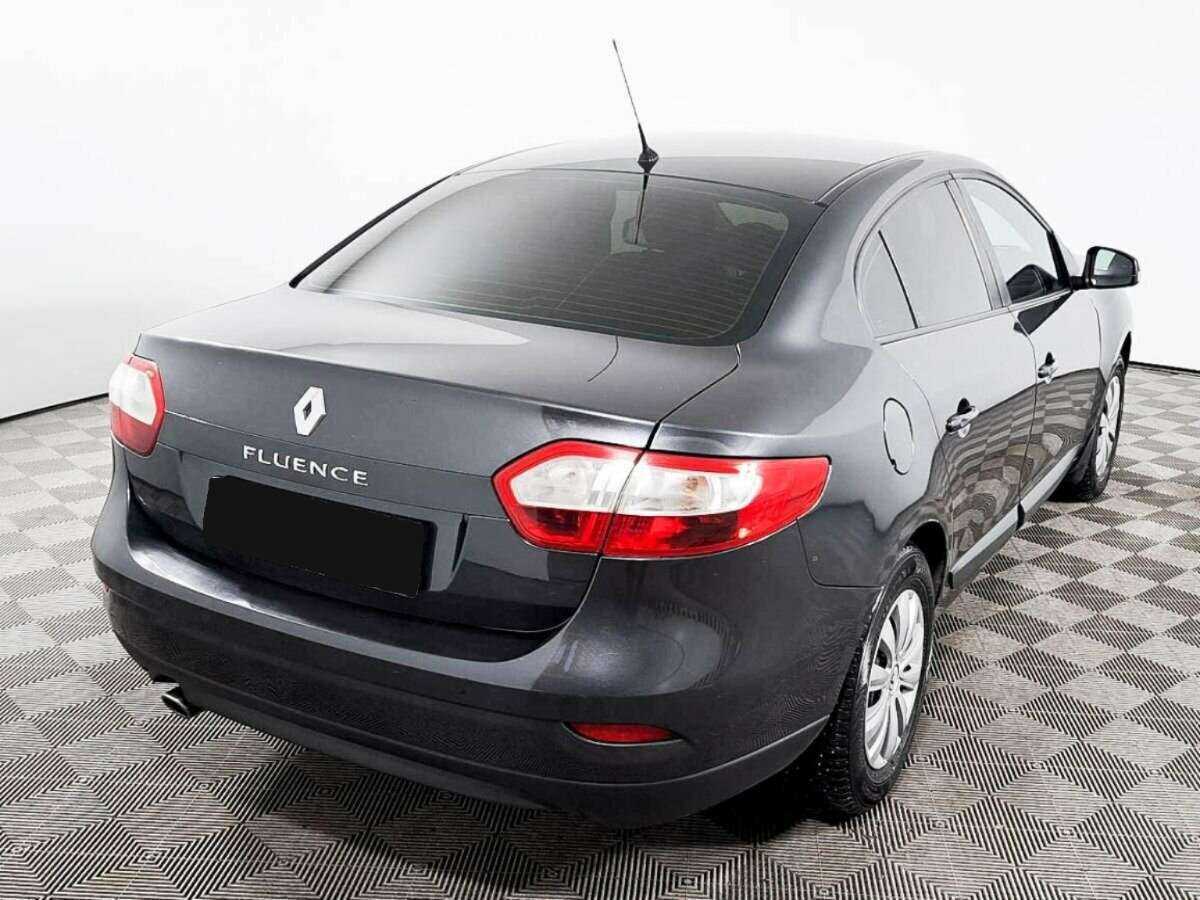 Renault Fluence с пробегом — 2012 год. Фото: #4