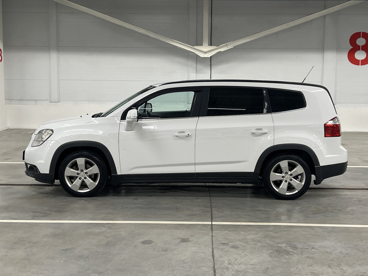 Chevrolet Orlando с пробегом — 2014 год. Фото: #7