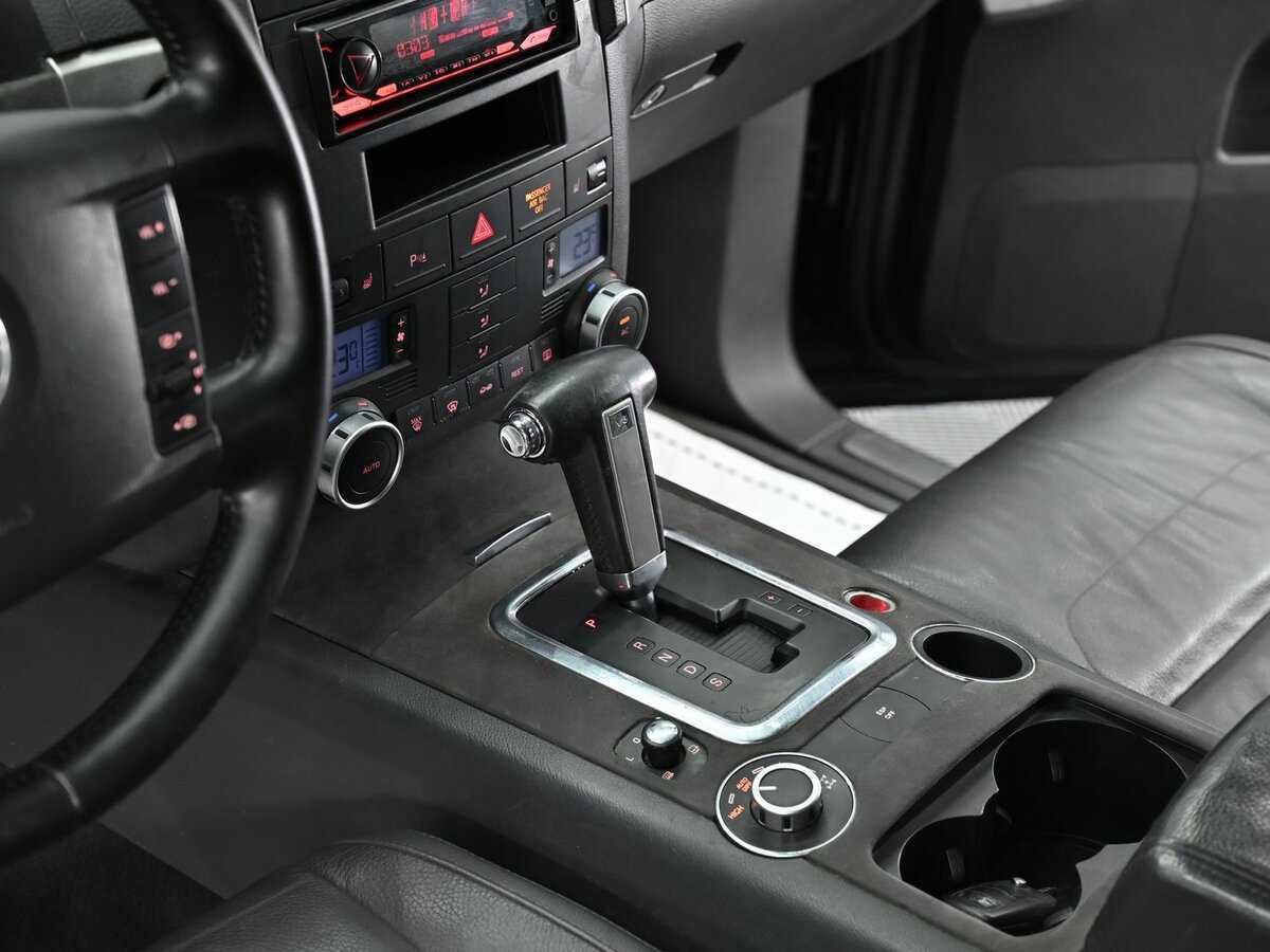 Volkswagen Touareg с пробегом — 2007 год. Фото: #8