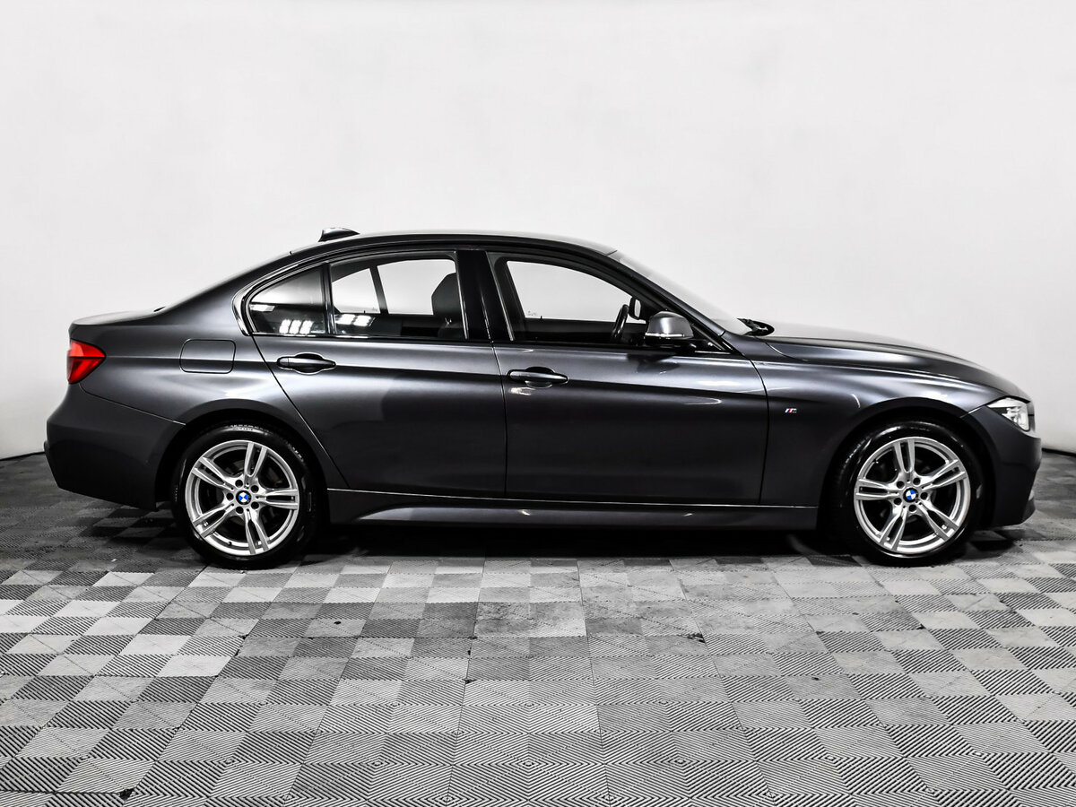 BMW 3 серии с пробегом — 2017 год. Фото: #3