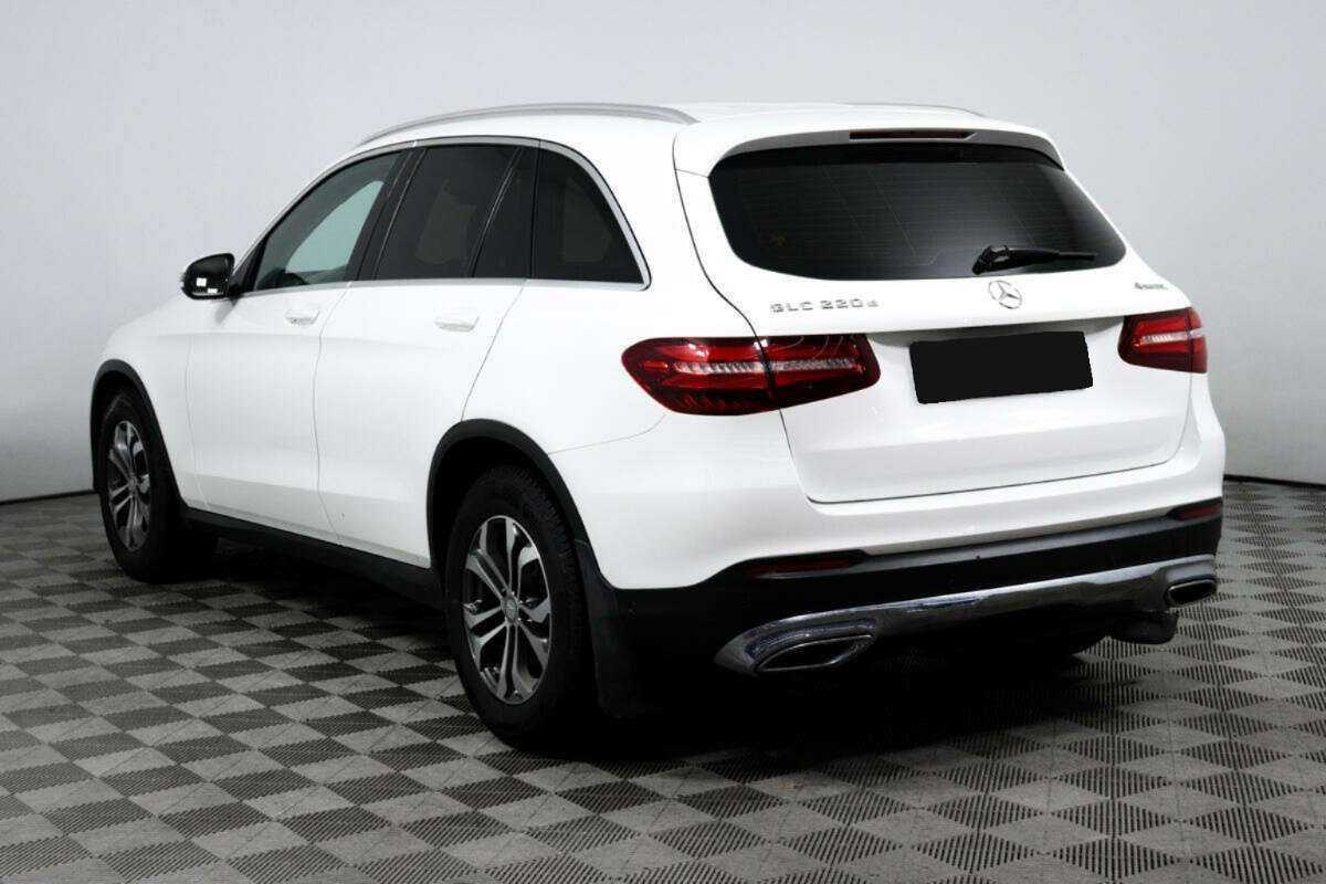 Mercedes-Benz GLC с пробегом — 2015 год. Фото: #6