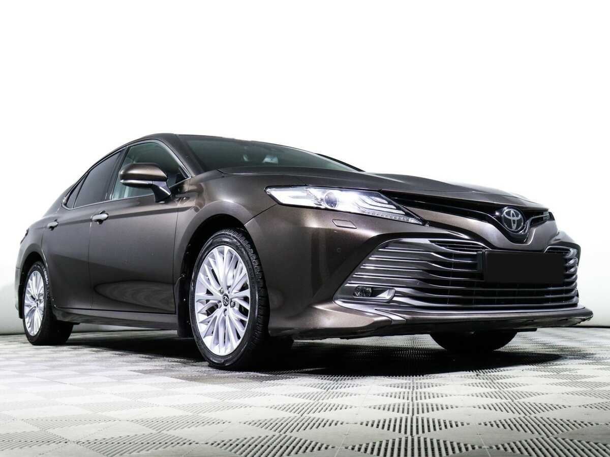 Toyota Camry с пробегом — 2018 год. Фото: #15