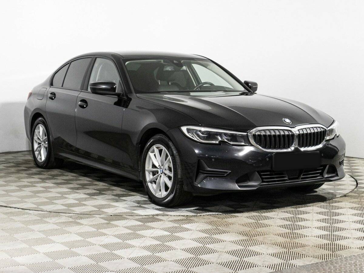 BMW 3 серии с пробегом — 2019 год. Фото: #2