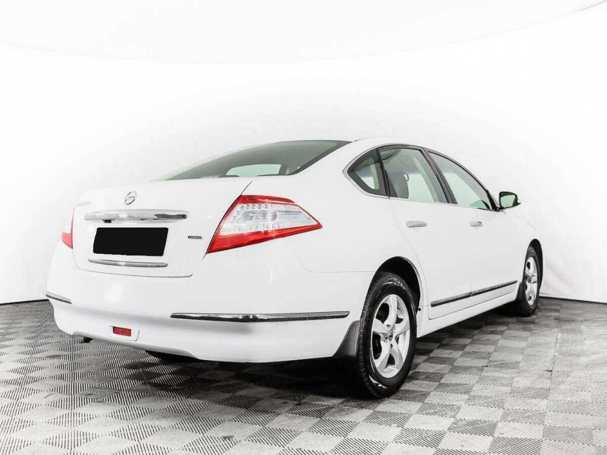 Nissan Teana с пробегом — 2011 год. Фото: #4