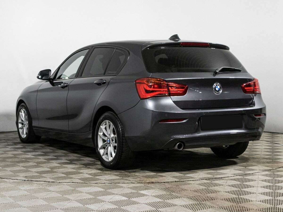 BMW 1 серии с пробегом — 2017 год. Фото: #6