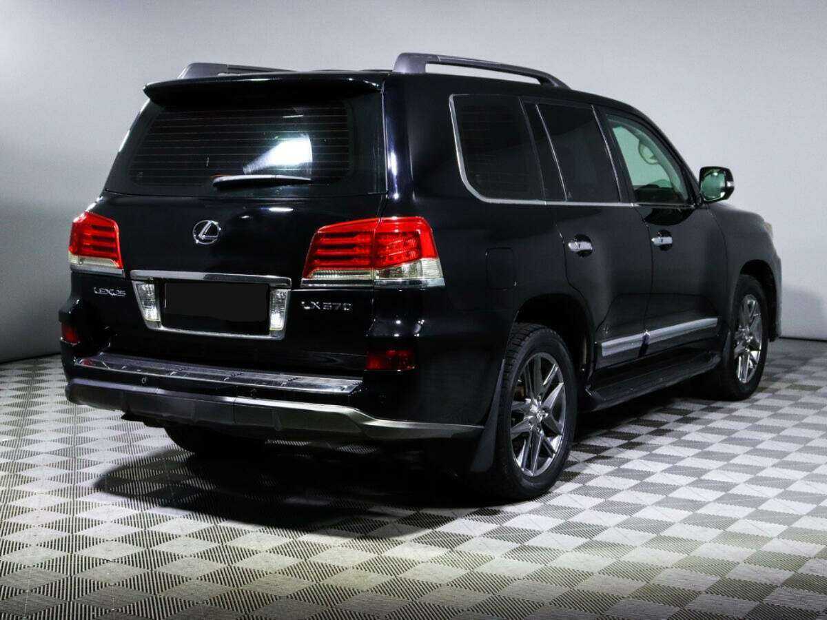 Lexus LX с пробегом — 2008 год. Фото: #4