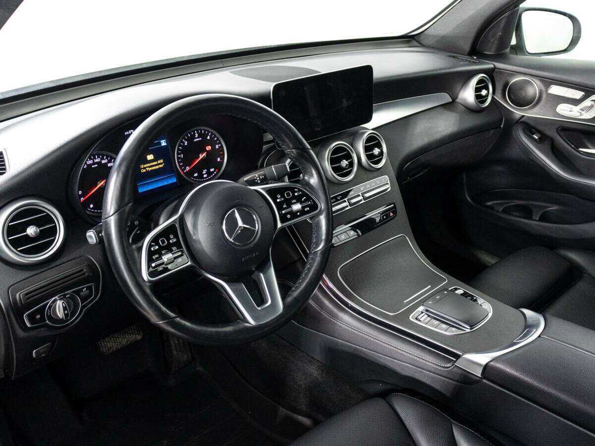 Mercedes-Benz GLC с пробегом — 2021 год. Фото: #10