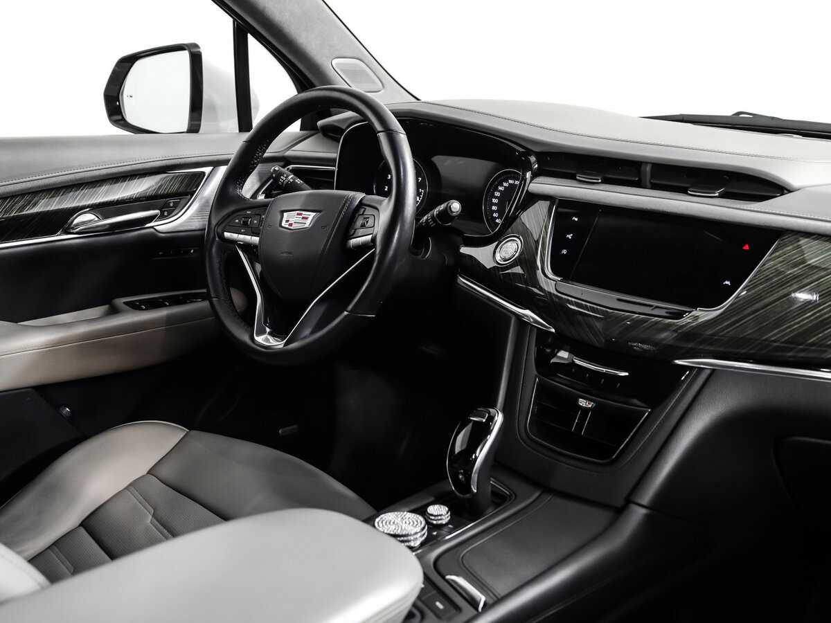 Cadillac XT6 с пробегом — 2021 год. Фото: #8