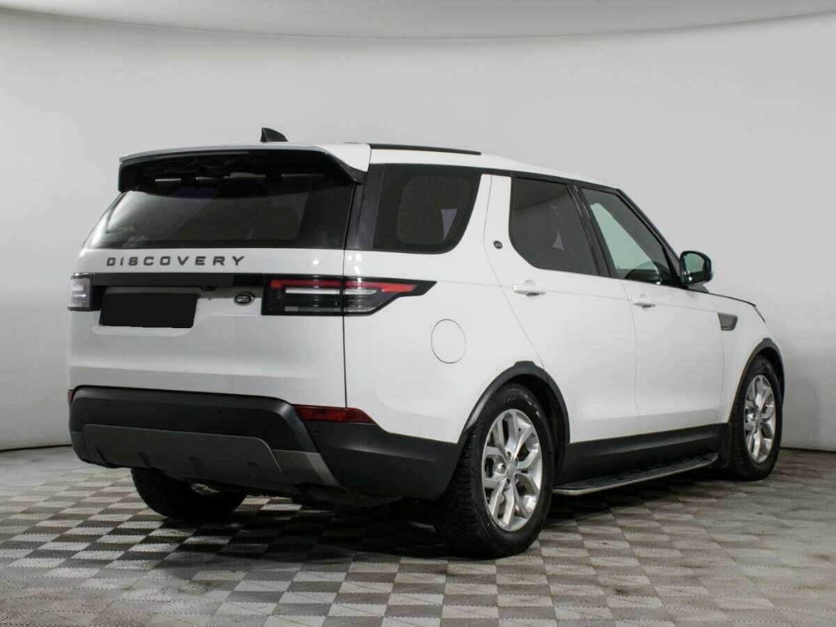 Land Rover Discovery с пробегом — 2018 год. Фото: #3