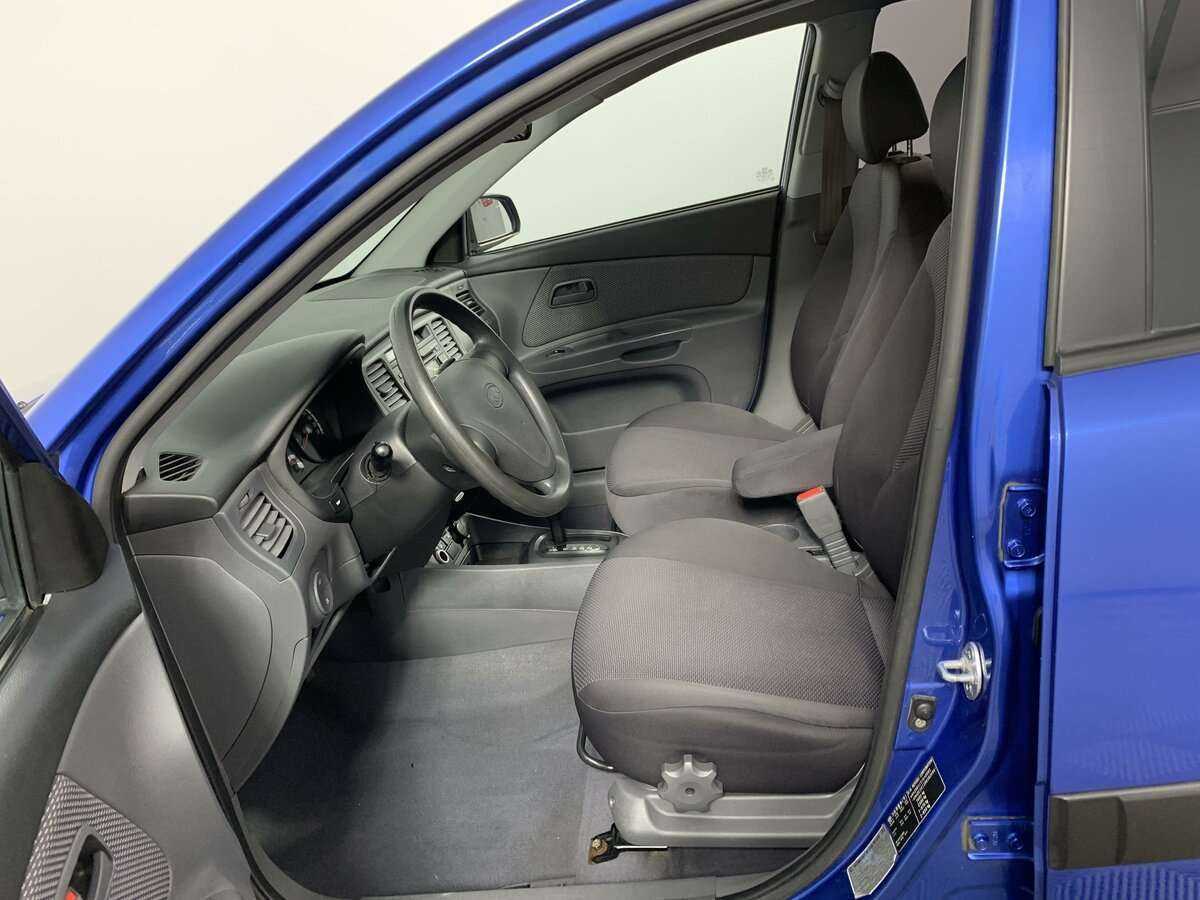 Kia Rio с пробегом — 2009 год. Фото: #14