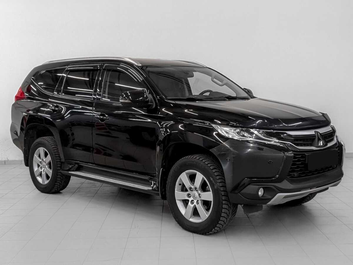 Mitsubishi Pajero Sport с пробегом — 2019 год. Фото: #2