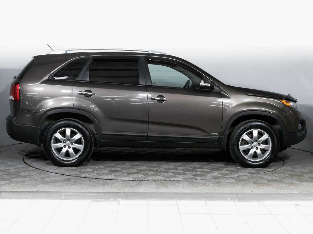 Kia Sorento с пробегом — 2012 год. Фото: #3