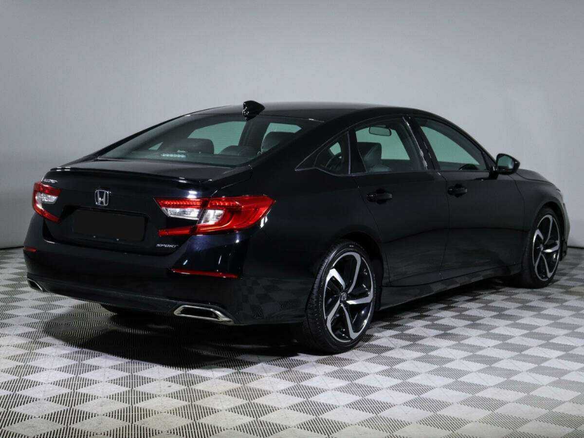 Honda Accord с пробегом — 2022 год. Фото: #3