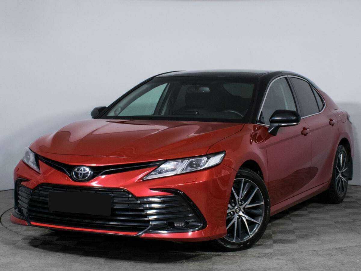 Toyota Camry с пробегом — 2021 год. Фото: #0