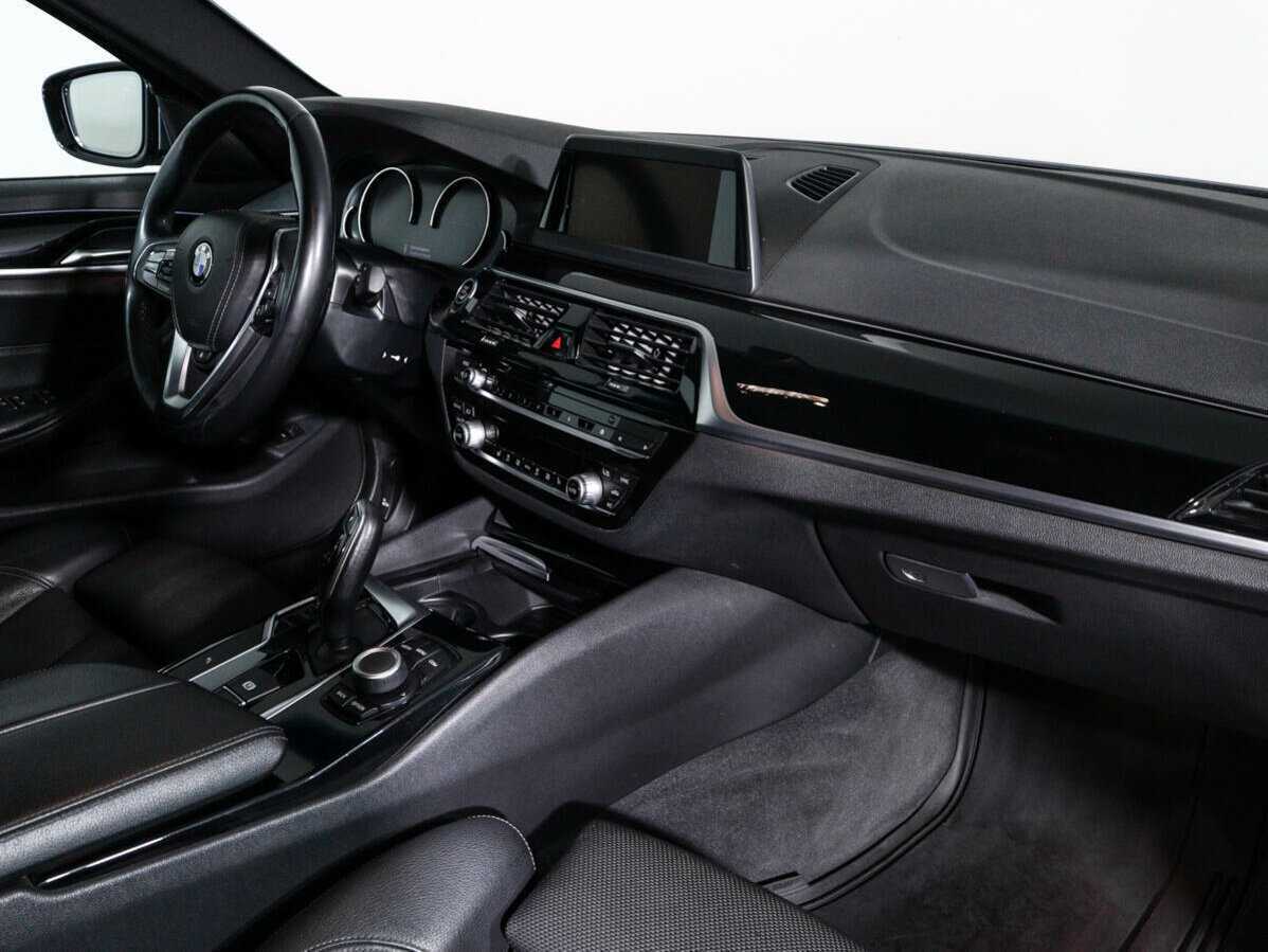 BMW 5 серии с пробегом — 2019 год. Фото: #6