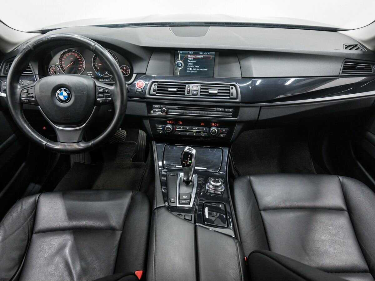 BMW 5 серии с пробегом — 2011 год. Фото: #10
