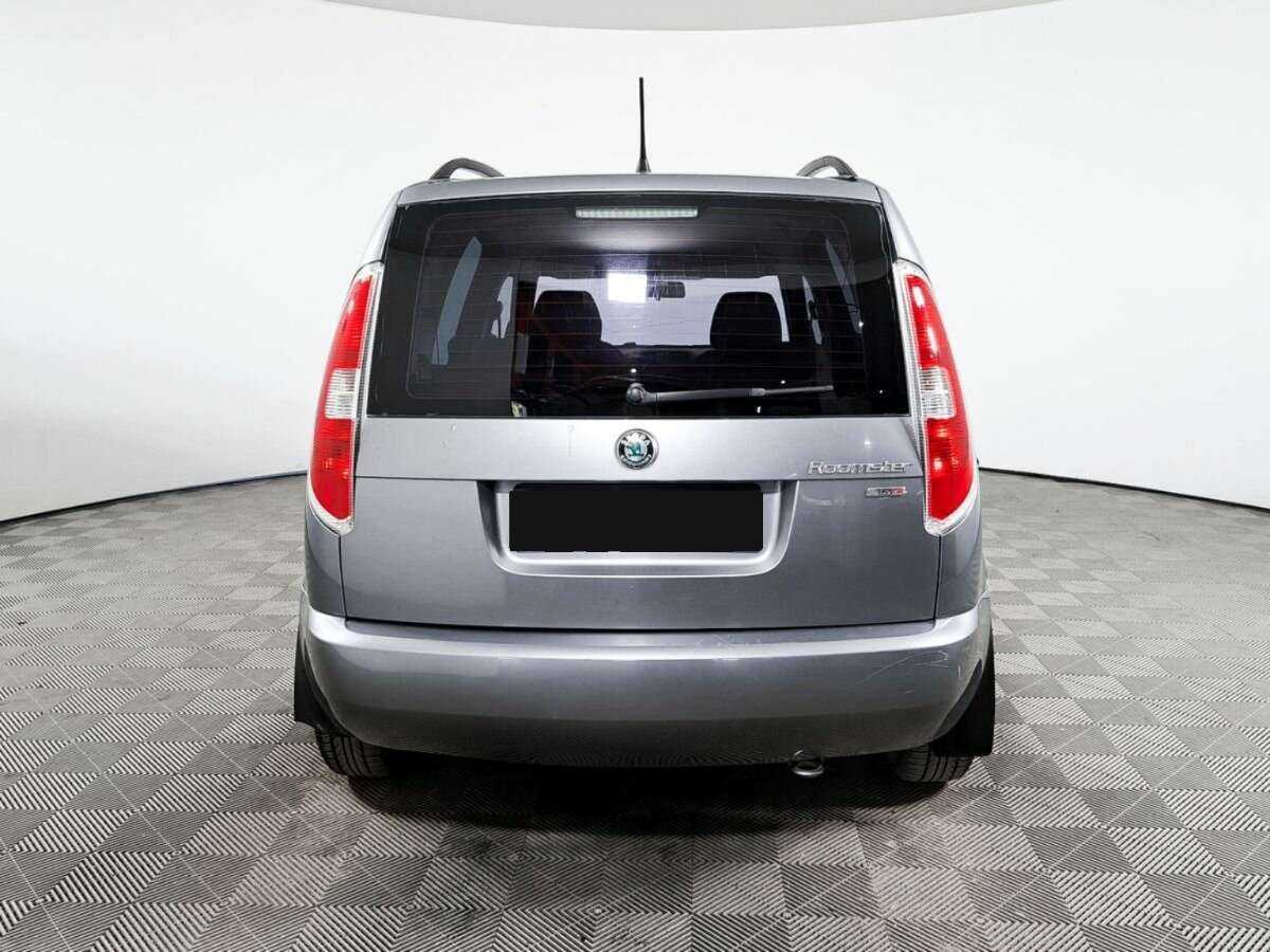 Skoda Roomster с пробегом — 2012 год. Фото: #5