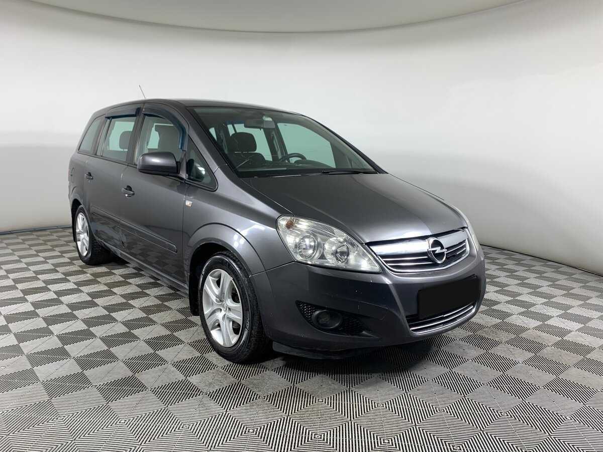 Opel Zafira с пробегом — 2010 год. Фото: #2